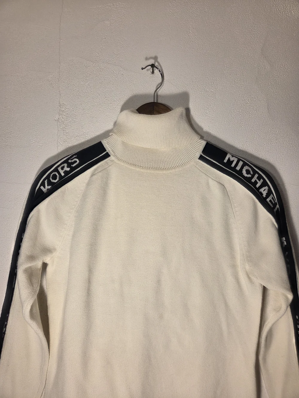 Vintage Michael Kors Y2K Logo Tape Turtleneck Sweater Ivory Knit M